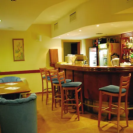 Paraiso Hotel 3*