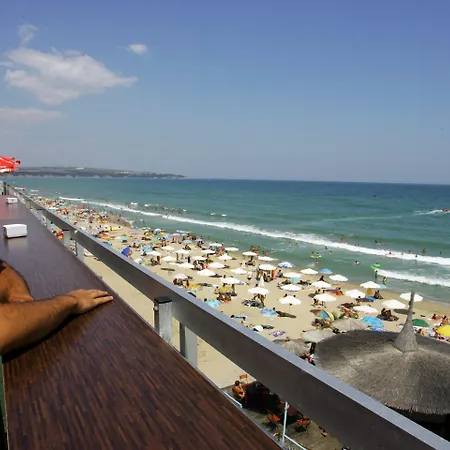 Paraiso Hotel 3*
